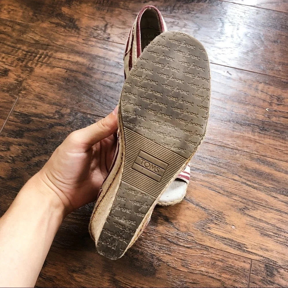 TOMS • Calypso canvas wedge espadrilles red stripe peep toe jute